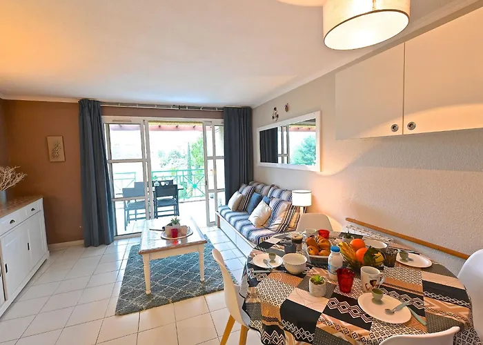 Le Belvedere - R8 327 By Interhome * Saint-Raphaël