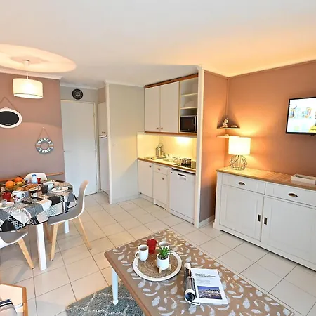 Le Belvedere - R8 327 By Interhome Apartment