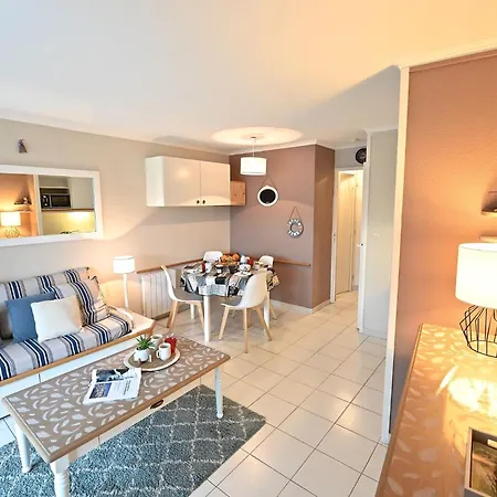 شقة Le Belvedere - R8 327 By Interhome