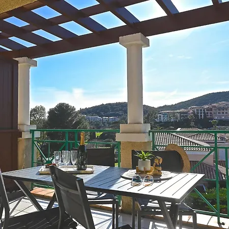 Le Belvedere - R8 327 By Interhome