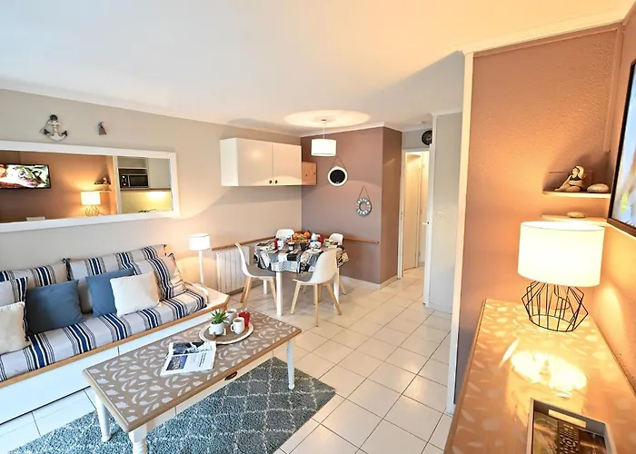 Appartement Le Belvedere - R8 327 By Interhome