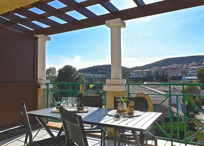 Le Belvedere - R8 327 By Interhome