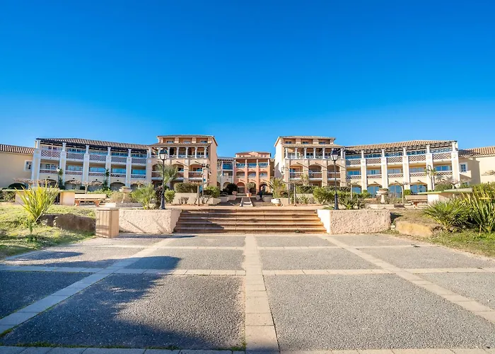 Appartement Le Belvedere - R8 327 By Interhome