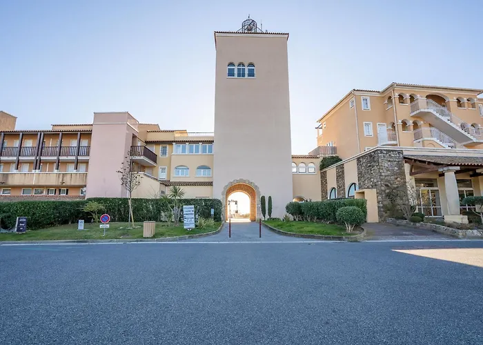 Le Belvedere - R8 327 By Interhome *