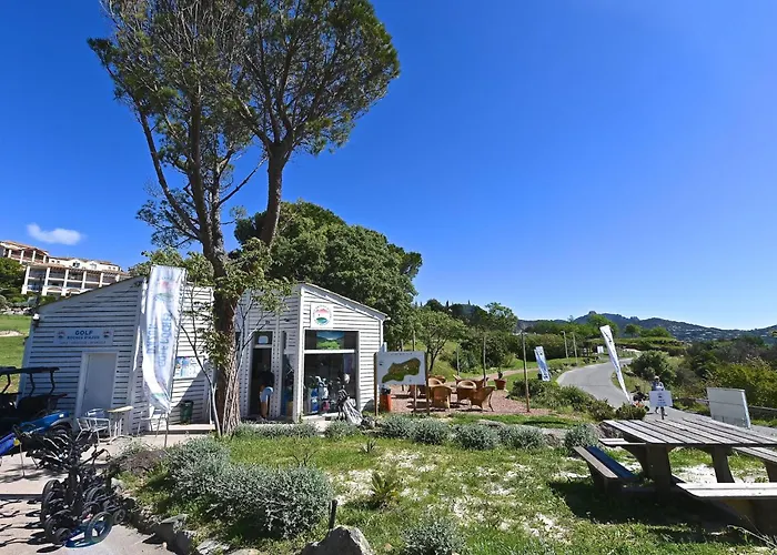 Appartement Le Belvedere - R8 327 By Interhome